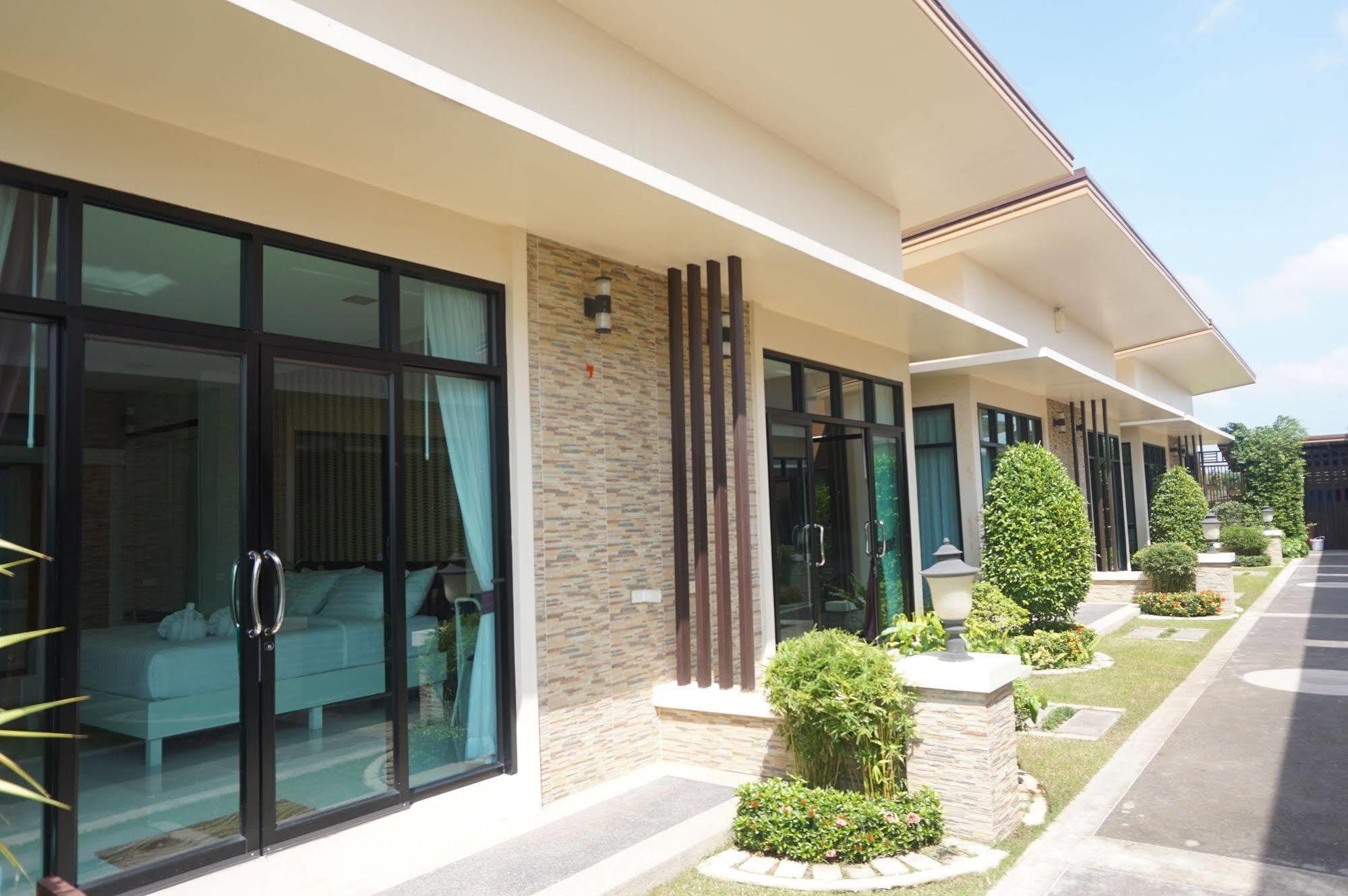 Med Room Korat Nakhonratchasima Exterior photo