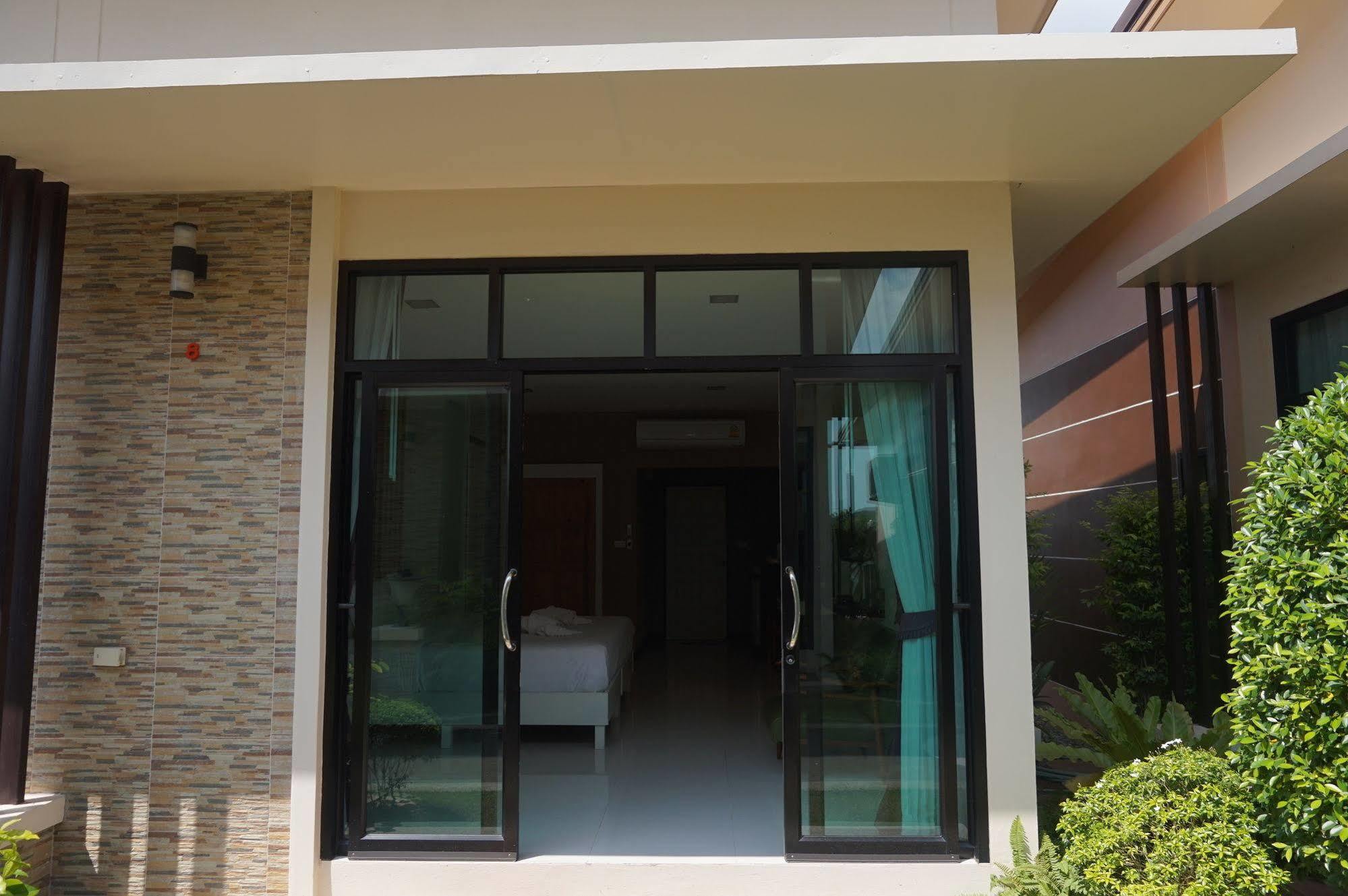 Med Room Korat Nakhonratchasima Exterior photo
